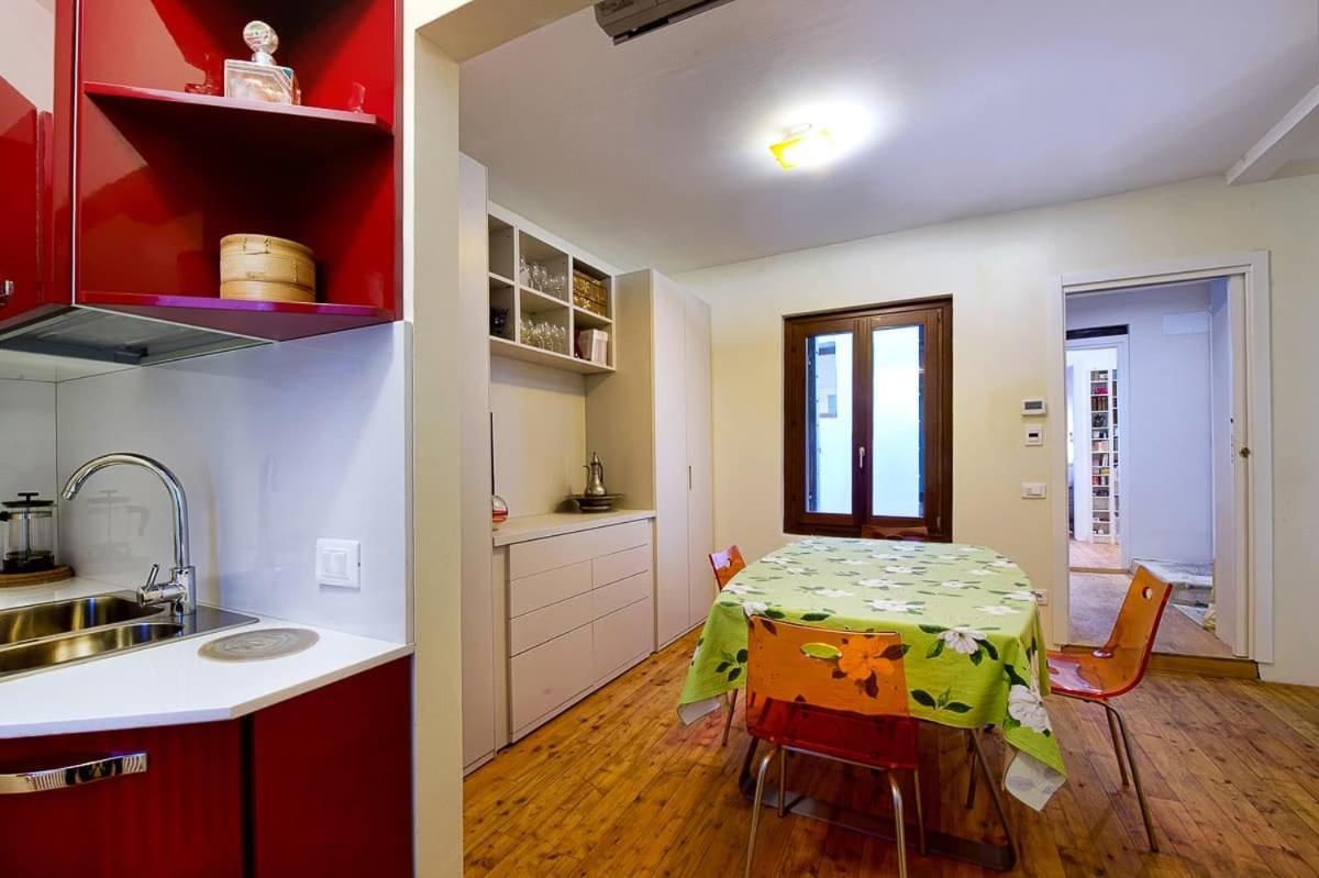 Accademia Apartament *